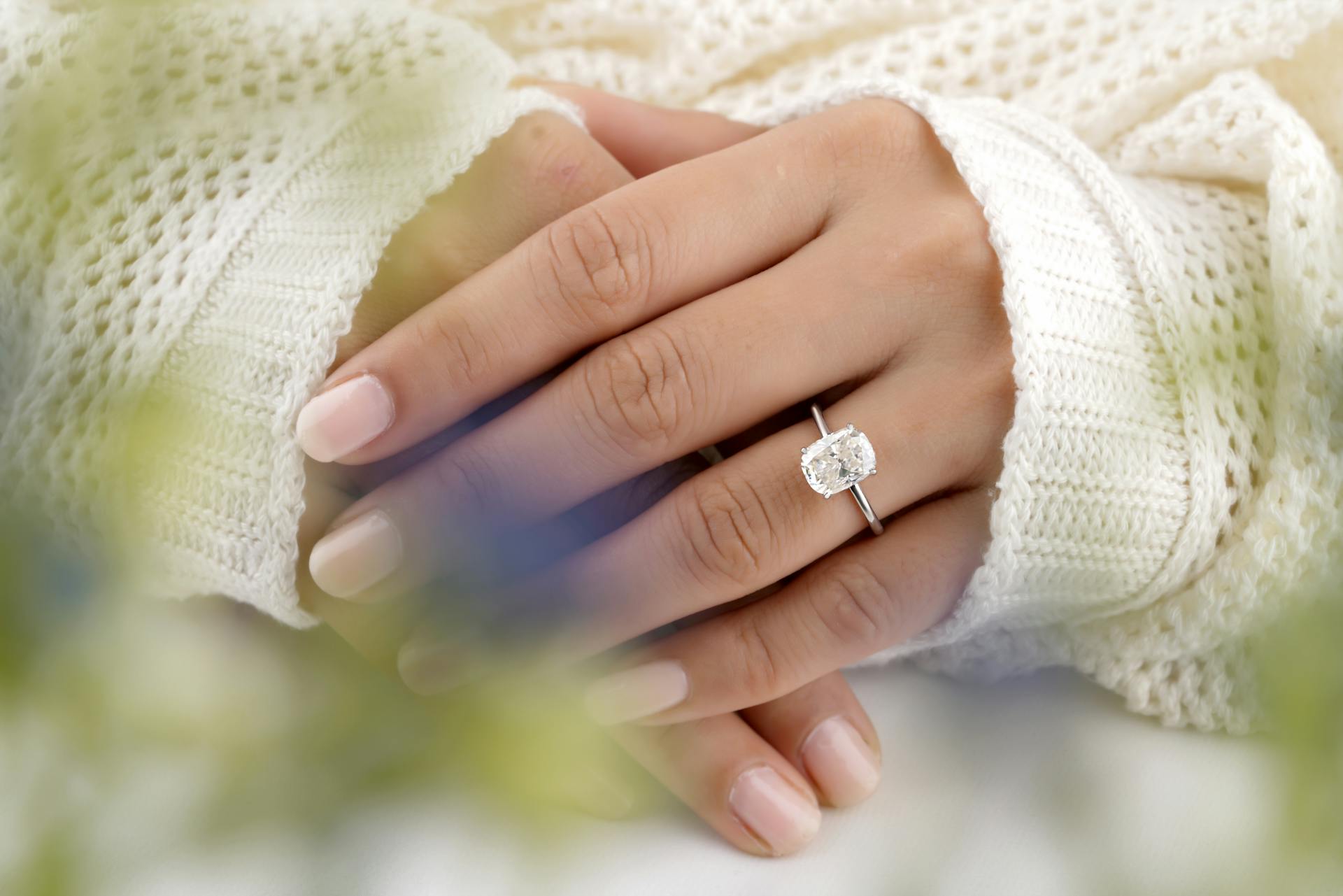 2 Carat Lab Grown Oval Diamond Engagement Ring