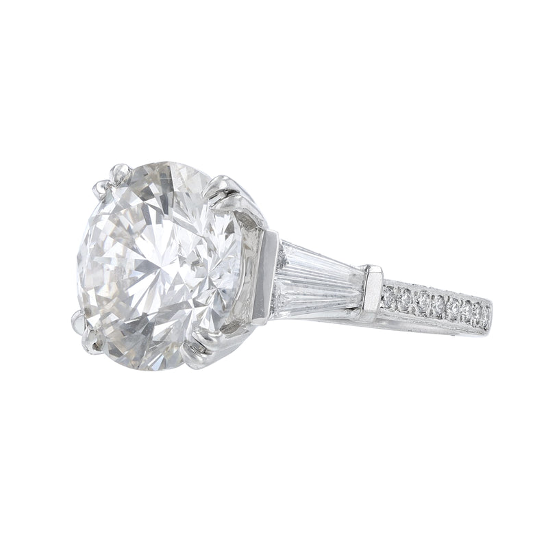 Round Baguette Diamond Engagement Ring - Nazarelle